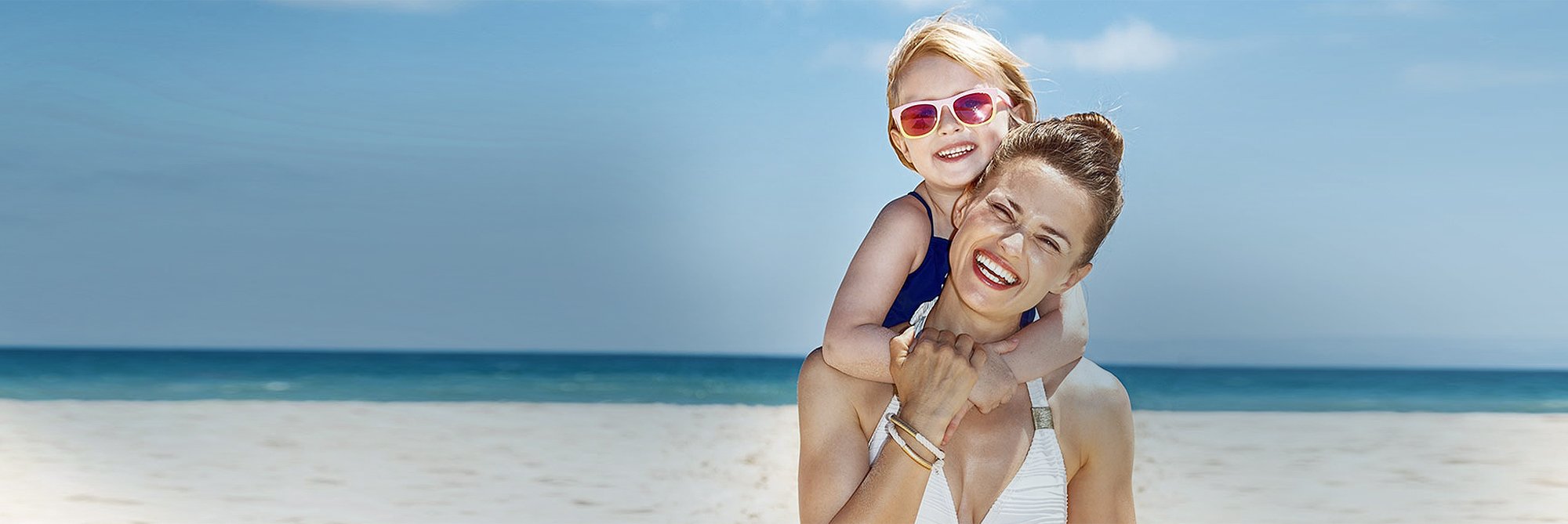 Beach Proof Makeups and Makeups